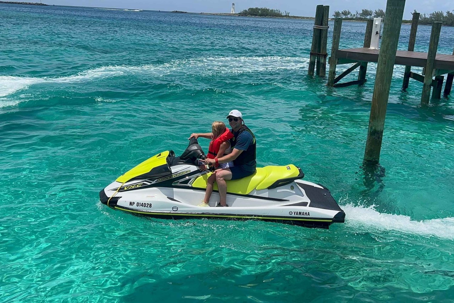 Nassau: Paradise Island and Pearl Island Jet Ski Guided Tour