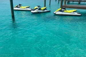 Nassau: Paradise Island and Pearl Island Jet Ski Guided Tour