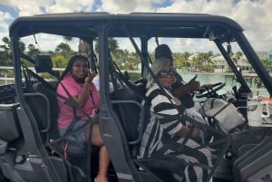 Nassau: 6-Seater Beach Buggy Rental