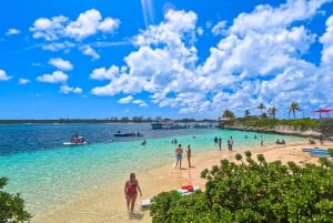 Nassau: Beach Day at SunCay incl. Lunch - Boat Tour