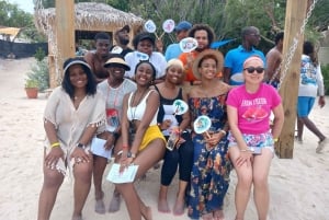 Nassau: Heldagsfestkatamaran med privat strand och lunch