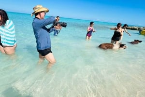 Nassau: Heldagsfestkatamaran med privat strand och lunch