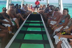 Nassau: Glass Bottom Boat, Banana Boat and Snorkelling Tour