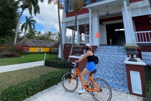 Nassau: Historic Downtown Nassau Bike Tour