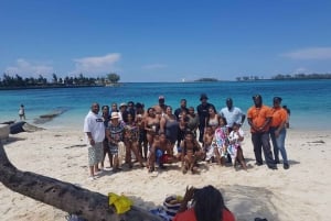 Nassau: Island Highlights Tour with Rum Tasting