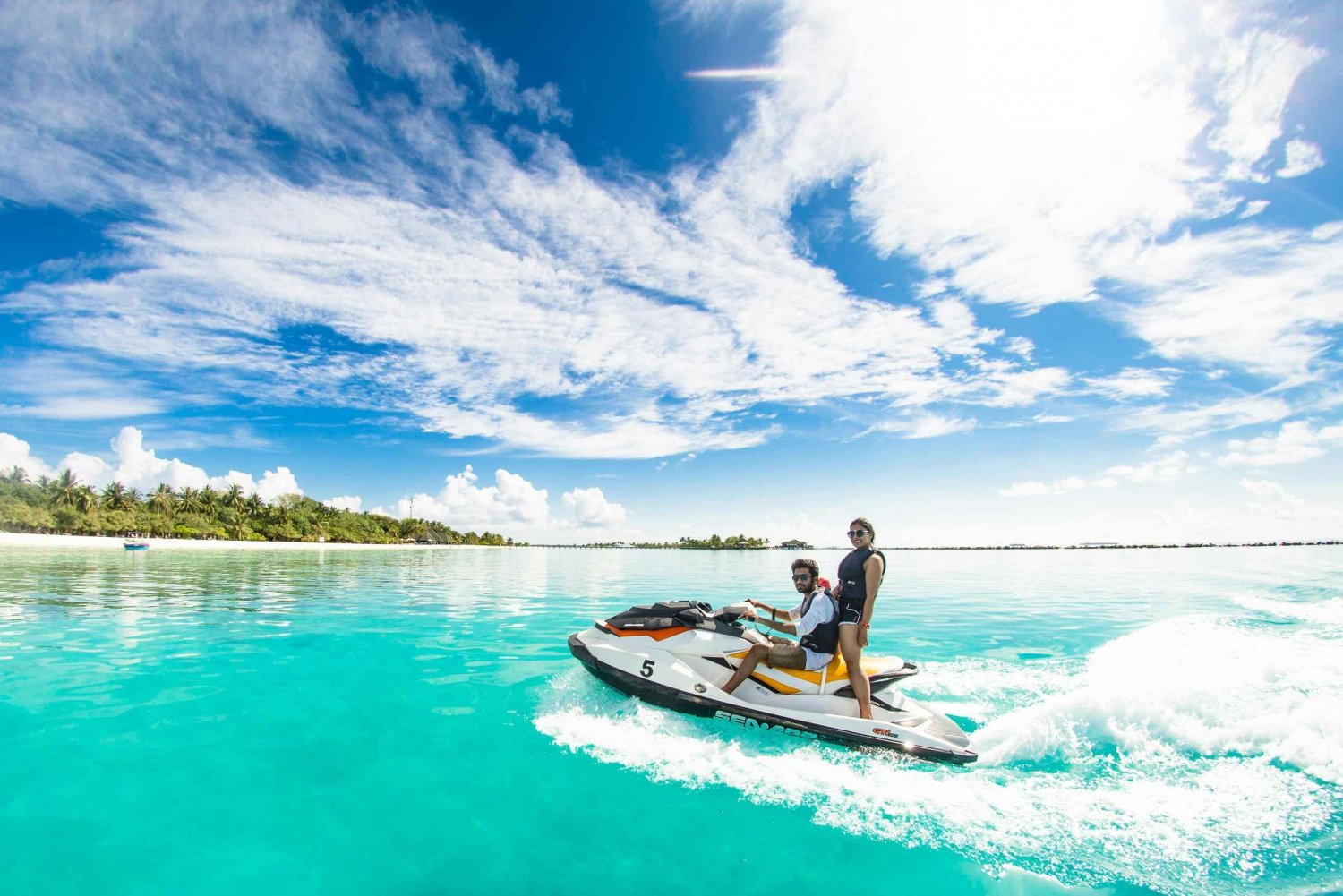 Nassau: Jet Ski Experience OR Pink Pig Beach Tour