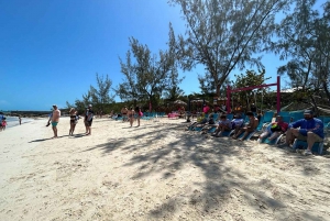 Nassau: Pig Beach, Turtles & Reef Snorkeling 3-Stop Cruise