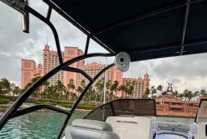 Nassau: Private Boat Charter Snorkel Tour