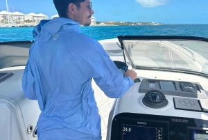 Nassau: Private Boat Charter Snorkel Tour