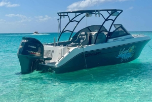 Nassau: Private Boat Charter Snorkel Tour
