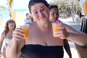Nassau: Private Island & Snorkeling, Turtles, Drinks, & BBQ