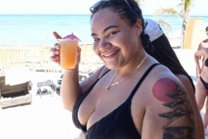 Nassau: Private Island & Snorkeling, Turtles, Drinks, & BBQ