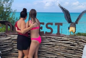 Nassau: Snorkling i rev, sköldpaddor, lunch och privat strandklubb