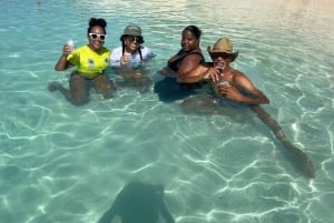 Nassau : Plongée en apnée dans les récifs, tortues, déjeuner et club de plage privé