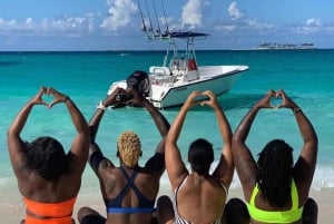 Nassau: Rose Island and Green Cay Private Snorkeling Tour
