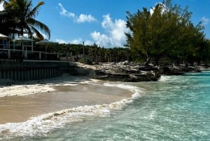 Nassau: Rose Island Ultimate Beach Day Escape