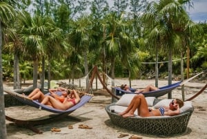 Nassau: Rose Island Ultimate Beach Day Escape