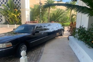 Hin- und Rückfahrt mit der Limousine von Nassau nach Paradise Island