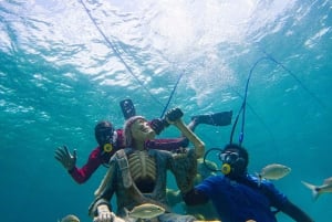Nassau: SunCay SNUBA Diving Adventure with Lunch