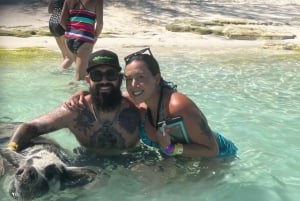 Nassau: Privat båttur med simmande grisar - Upp till 7 personer