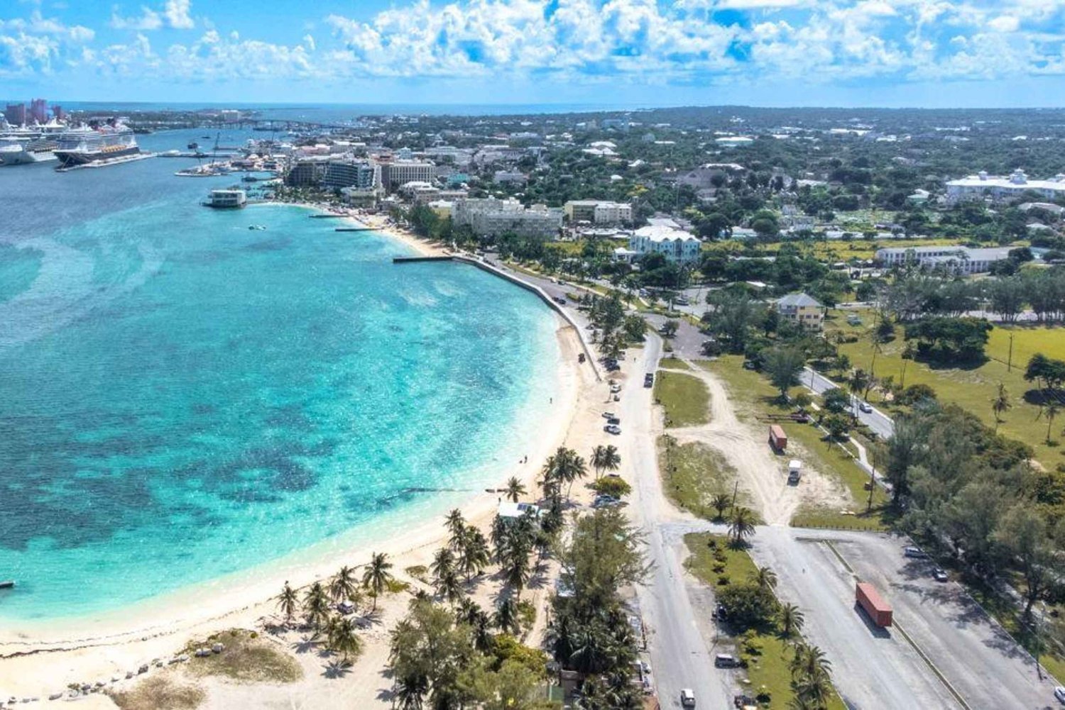 Nassau Tastes & Crafts Tour: Local Flavors & Artisans