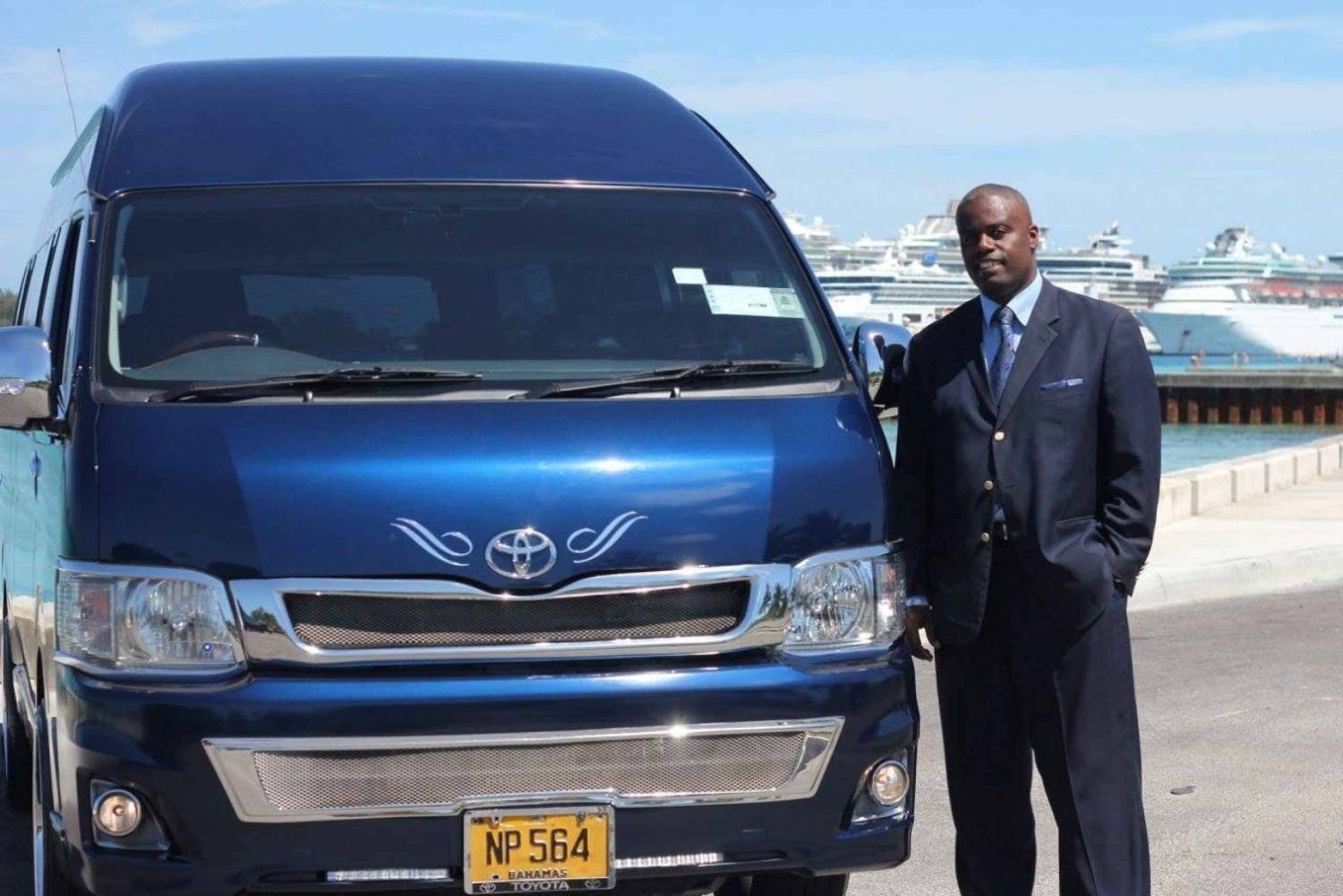 Nassau: Transfer from Nassau Airport to Lyford Cay