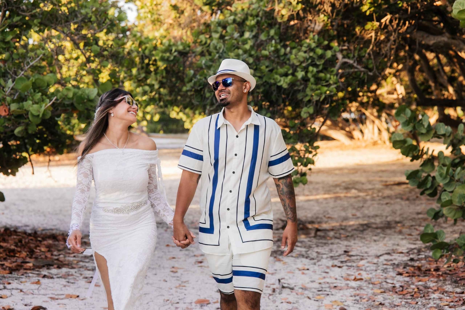 Private Vacation Photoshoot with Photographer in Nassau