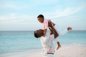 Private Vacation Photoshoot with Photographer in Nassau