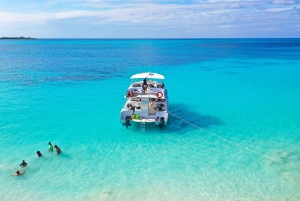 Rose Island: Schnorcheln, schwimmende Schweine & unbegrenzter Rum Punch