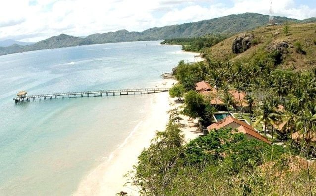 Cocotinos Jetty on Sekotong Bay