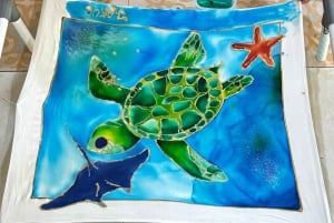 ウブドで3時間のバティック作り教室