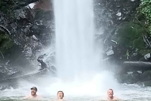 4 giorni / 3 notti di trekking nella giungla e alle cascate nel nord di Bali