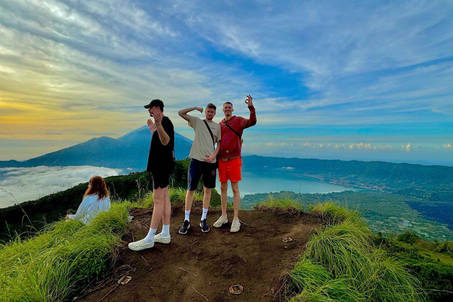 Kaikki Sisältää Mount Baturin auringonnousun vaellus & kuuma lähde