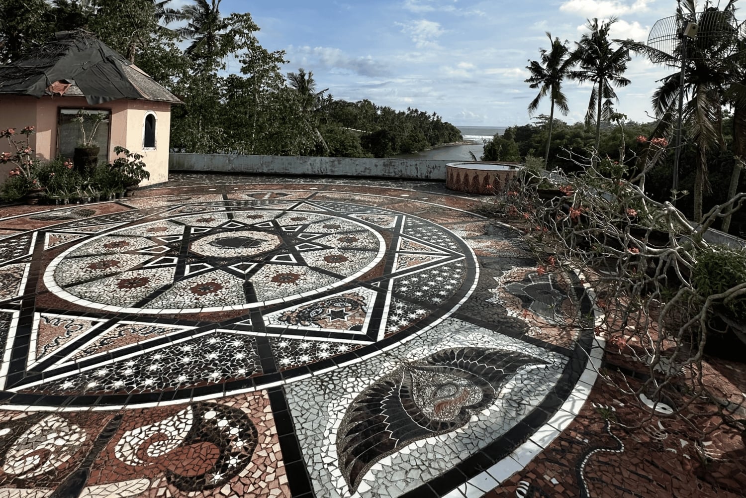 Art Sanctuary by the Beach in Bali: Mosaic Workshop