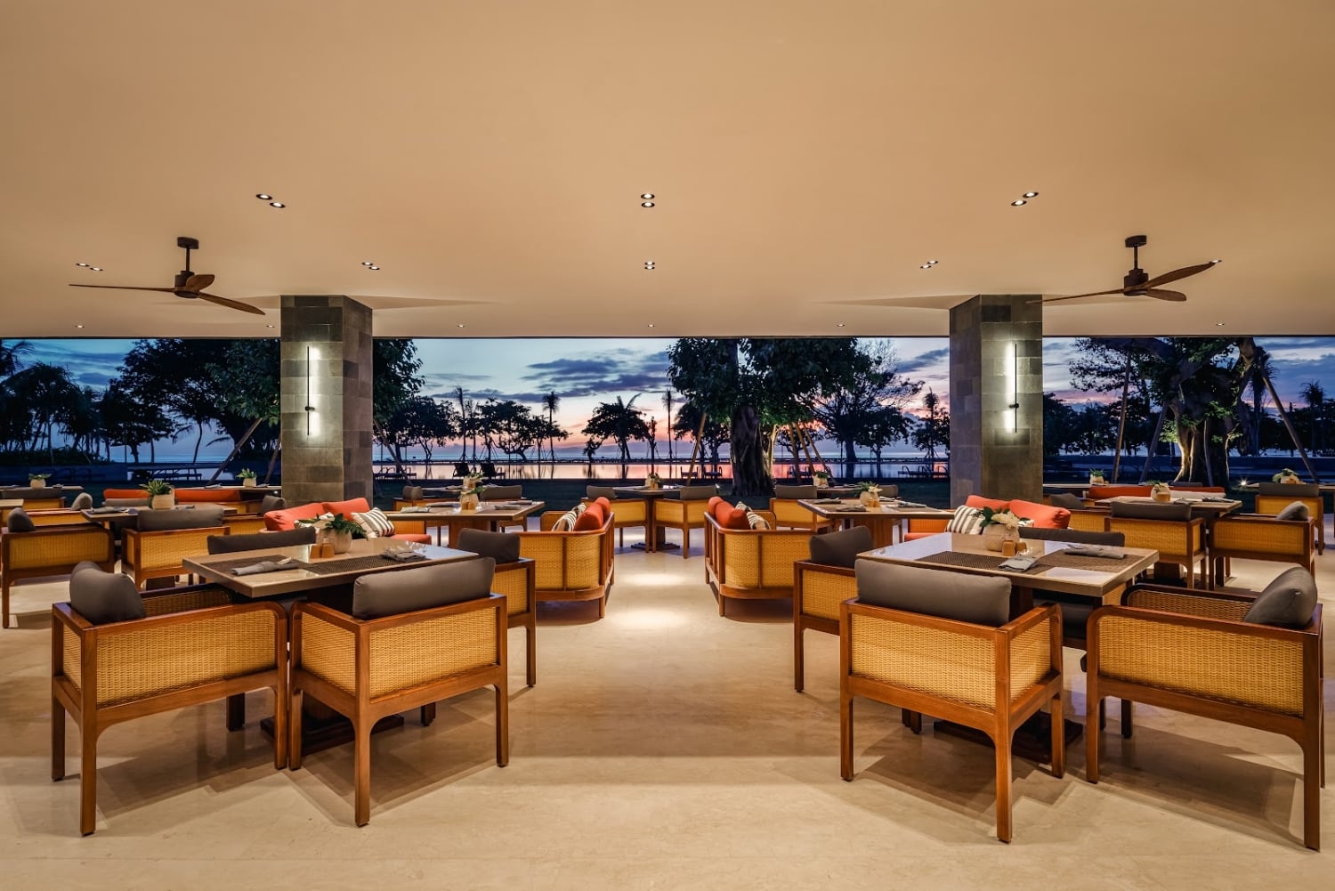 Arunika Restaurant by The Meru Sanur