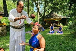 Bali (Lovina): ritiro yoga di 3 giorni con cerimonia di purificazione