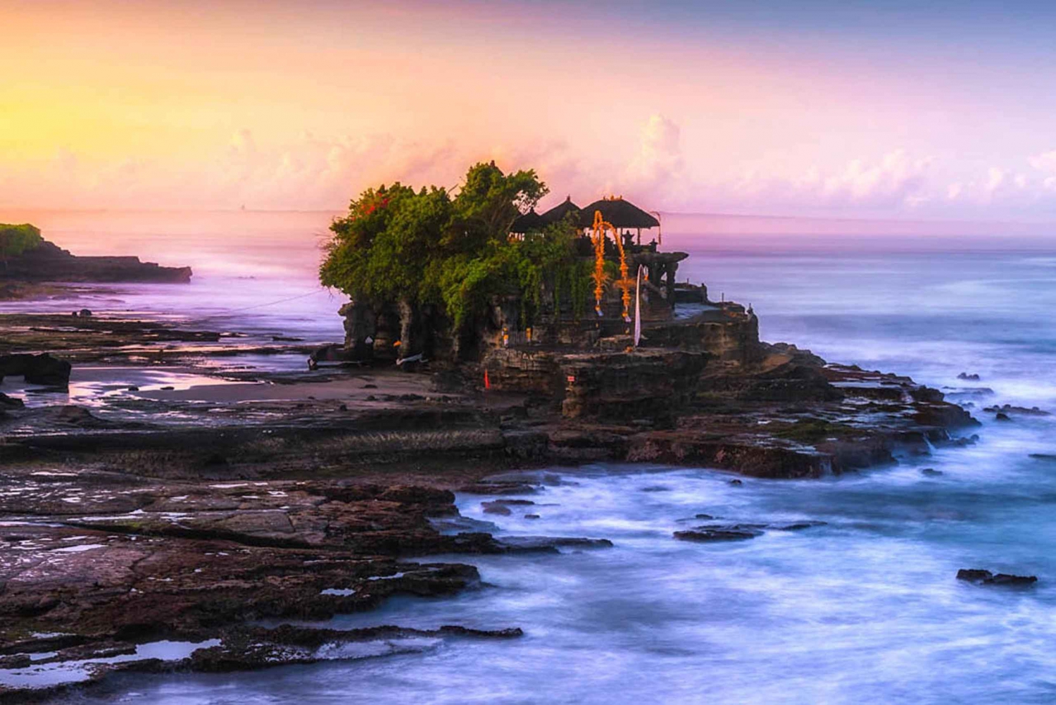 Bali : Petit circuit de 4 heures / Temple du coucher de soleil de Tanah Lot / Danse du feu