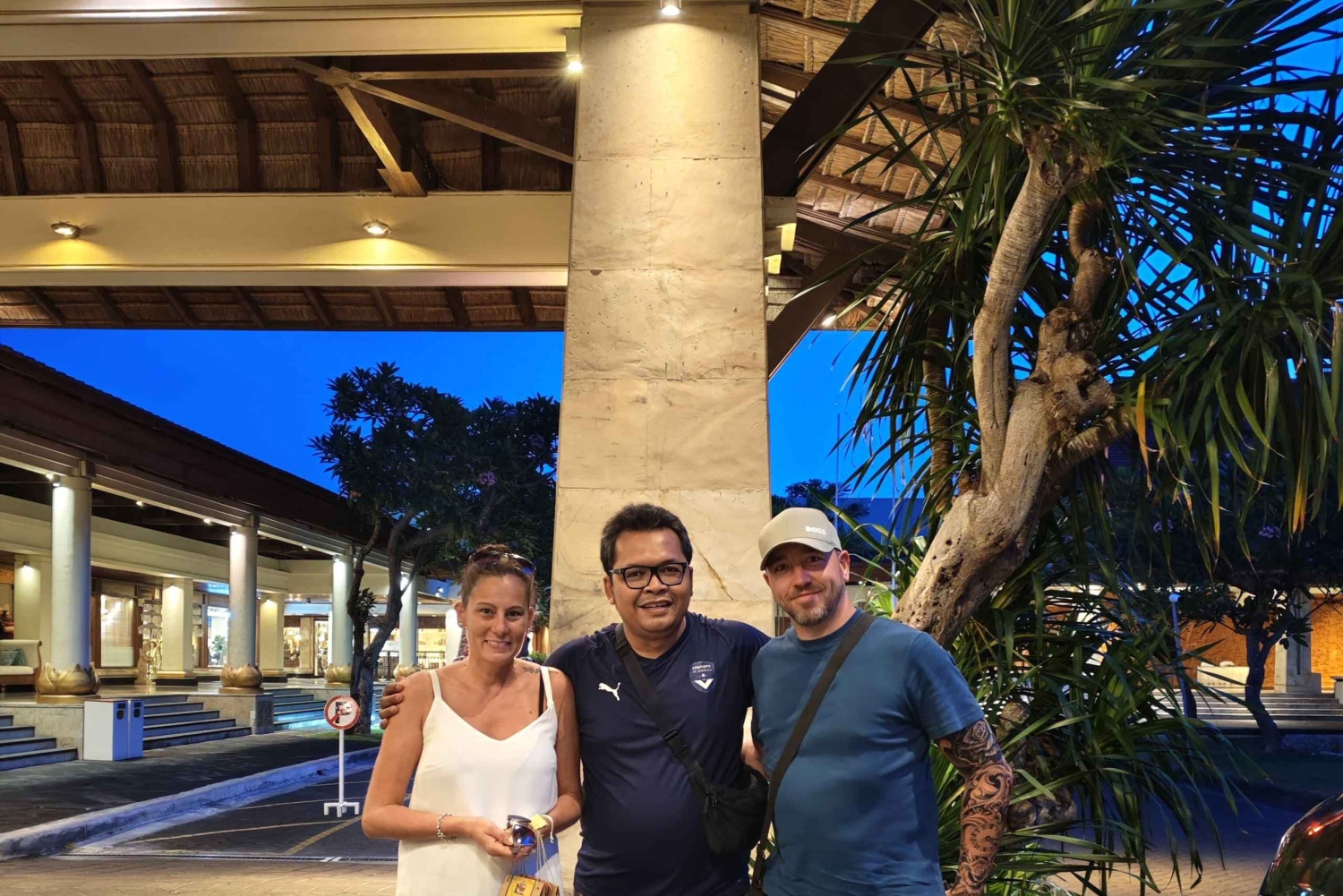 Traslado al aeropuerto de Bali, llegada o salida de la zona de Seminyak