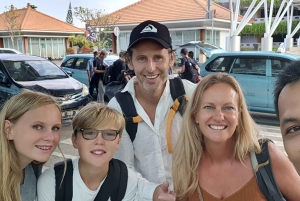 Traslado al aeropuerto de Bali, llegada o salida de la zona de Seminyak