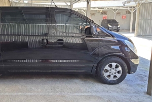 バリ空港の移動サービス（ラグジュアリーVIPまたは快適なマイクロバス）をご利用ください