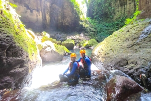 Bali Excursión de Barranquismo en el Cañón de Aling