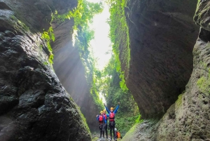 Bali Excursión de Barranquismo en el Cañón de Aling
