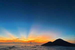 Bali: Wycieczka na wschód słońca na górę Batur ze śniadaniem all inclusive