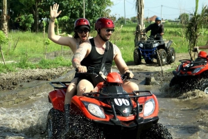 Bali ATV Expedition: Bali: Viidakko, luolat, riisi, tunnelit, vesiputous.