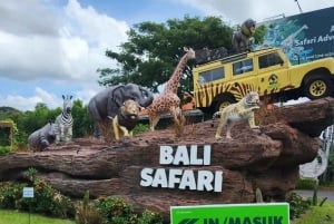 Bali: Bali Safari Park päiväretki sisäänpääsyineen ja kuljetuksineen.