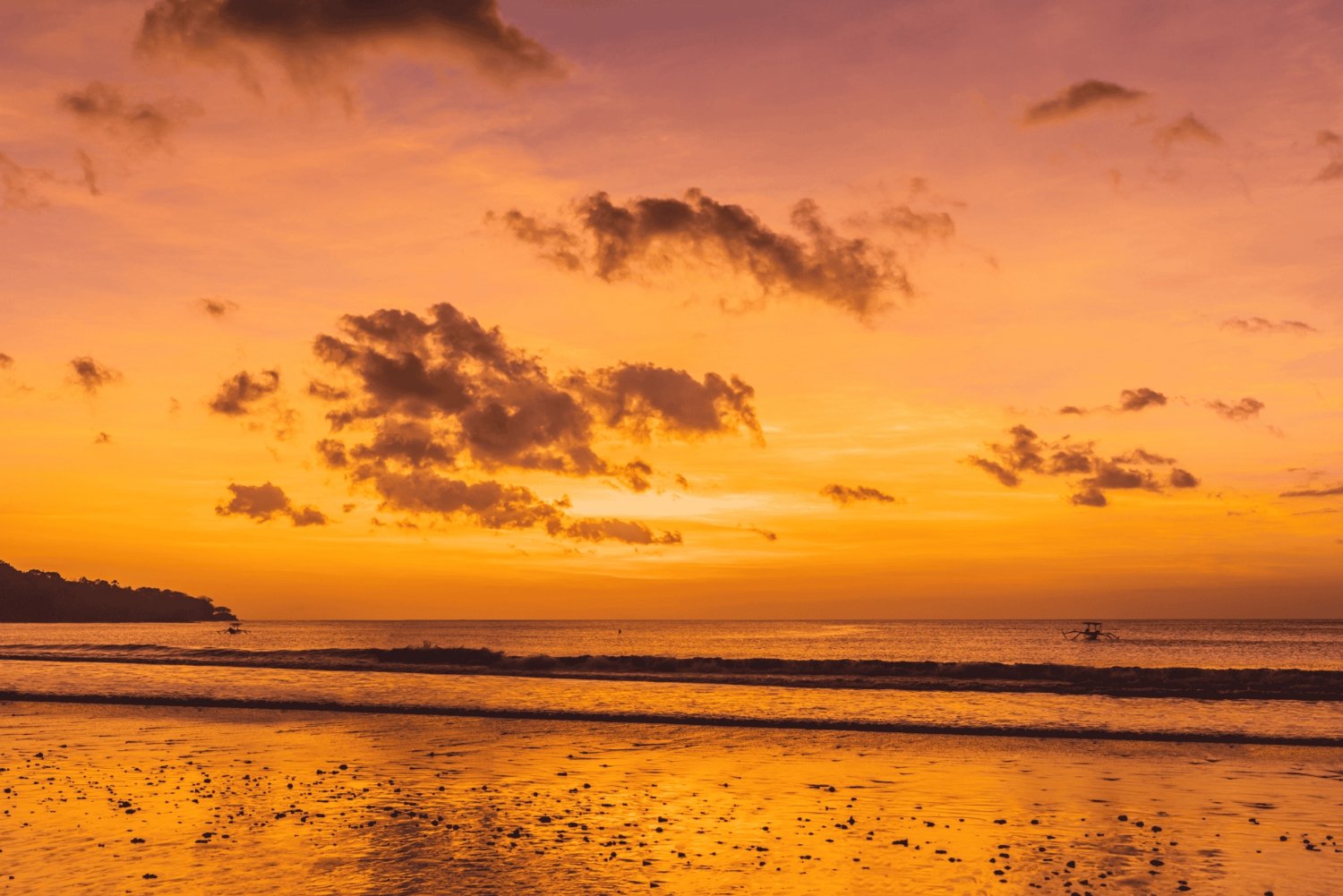 Bali: Bali Sunset Romantic Trip, Private tour, Luxury Car