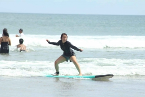 Seminyak: Beginner Surf Lesson with Pro Instructor