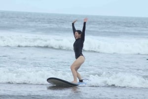 Seminyak: Beginner Surf Lesson with Pro Instructor