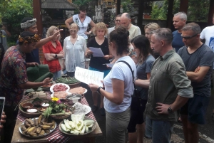 Bali: Balinese Cooking and Canang Sari Class with Pickup
