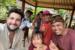 Bali: Balinese Cooking and Canang Sari Class with Pickup